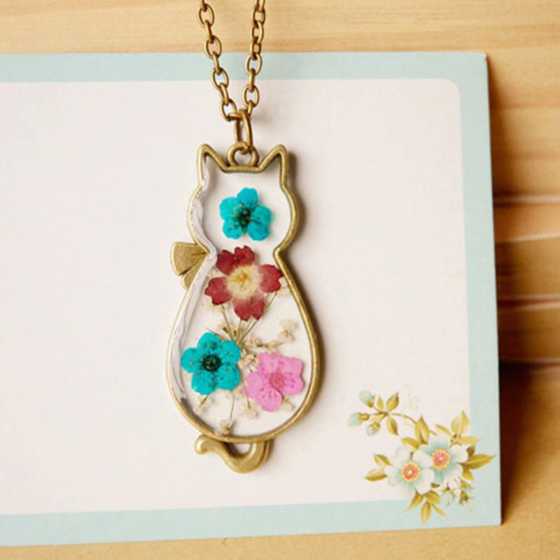 Japanese Retro Floral Cat Necklace