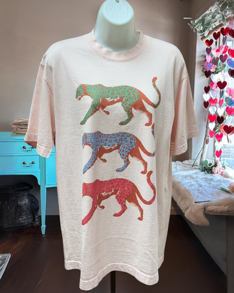 Stylish Colorful Cheetah T-shirt