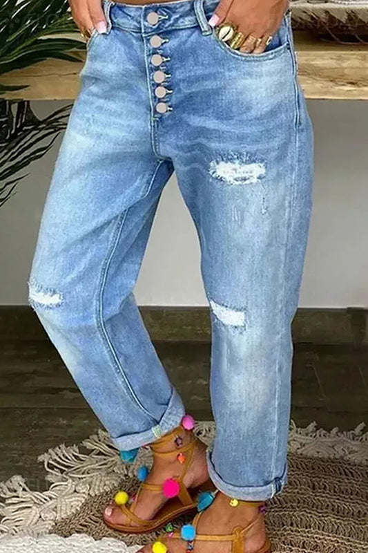 Casual Button Detailed Cut Out Distressed Jeans
