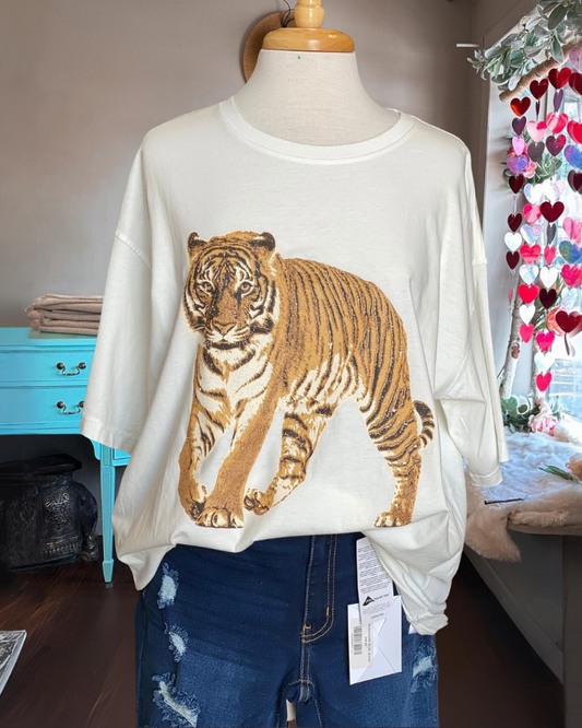 Oversized Tiger Crewneck T-shirt