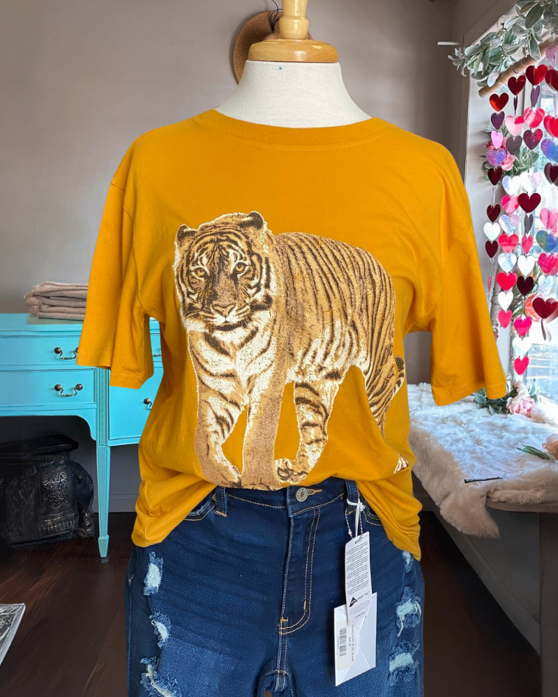 Oversized Tiger Crewneck T-shirt